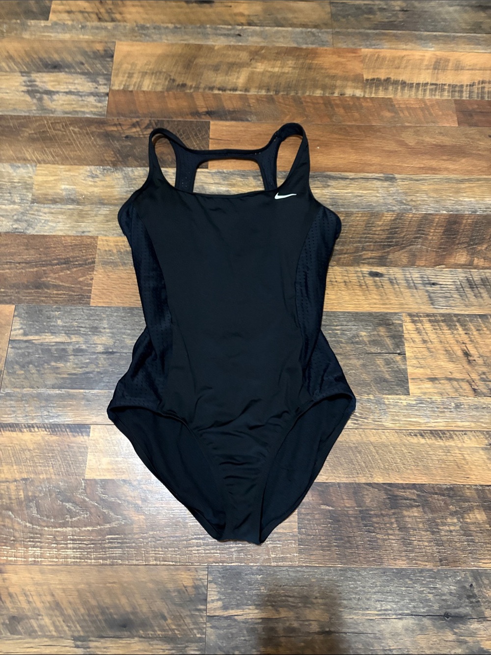 Nike Women's Black Keyhole Cutout Back One Piece Swimsuit Mesh Trim Size L